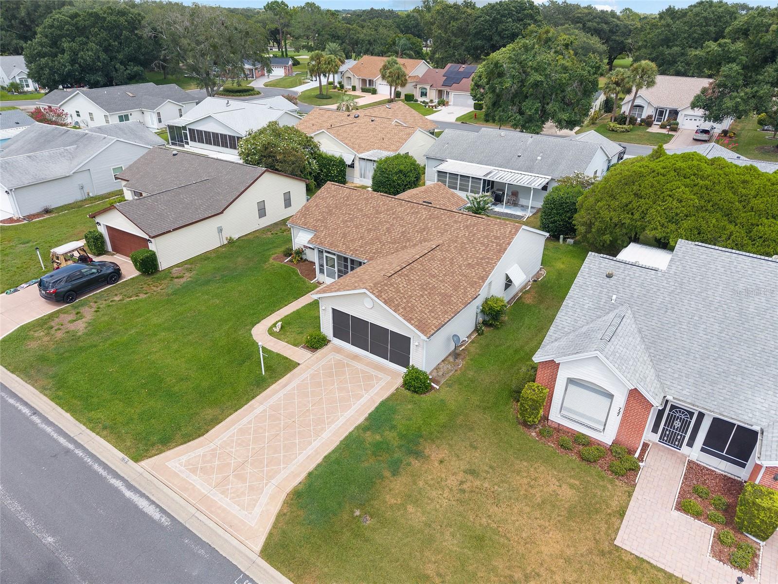 Image 32 of 36 For 729 Bolivar Street