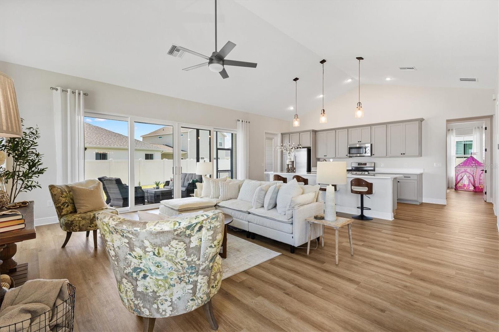 Image 10 of 42 For 7563 Dinapoli Court