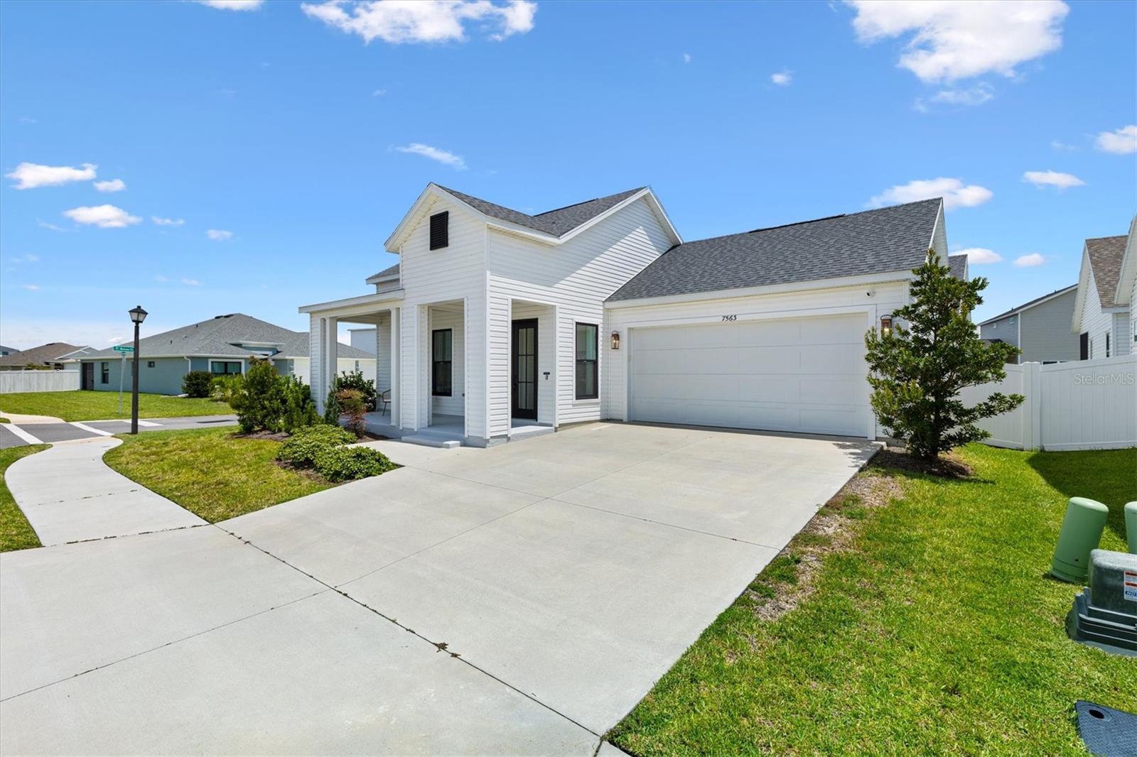 Image 3 of 42 For 7563 Dinapoli Court