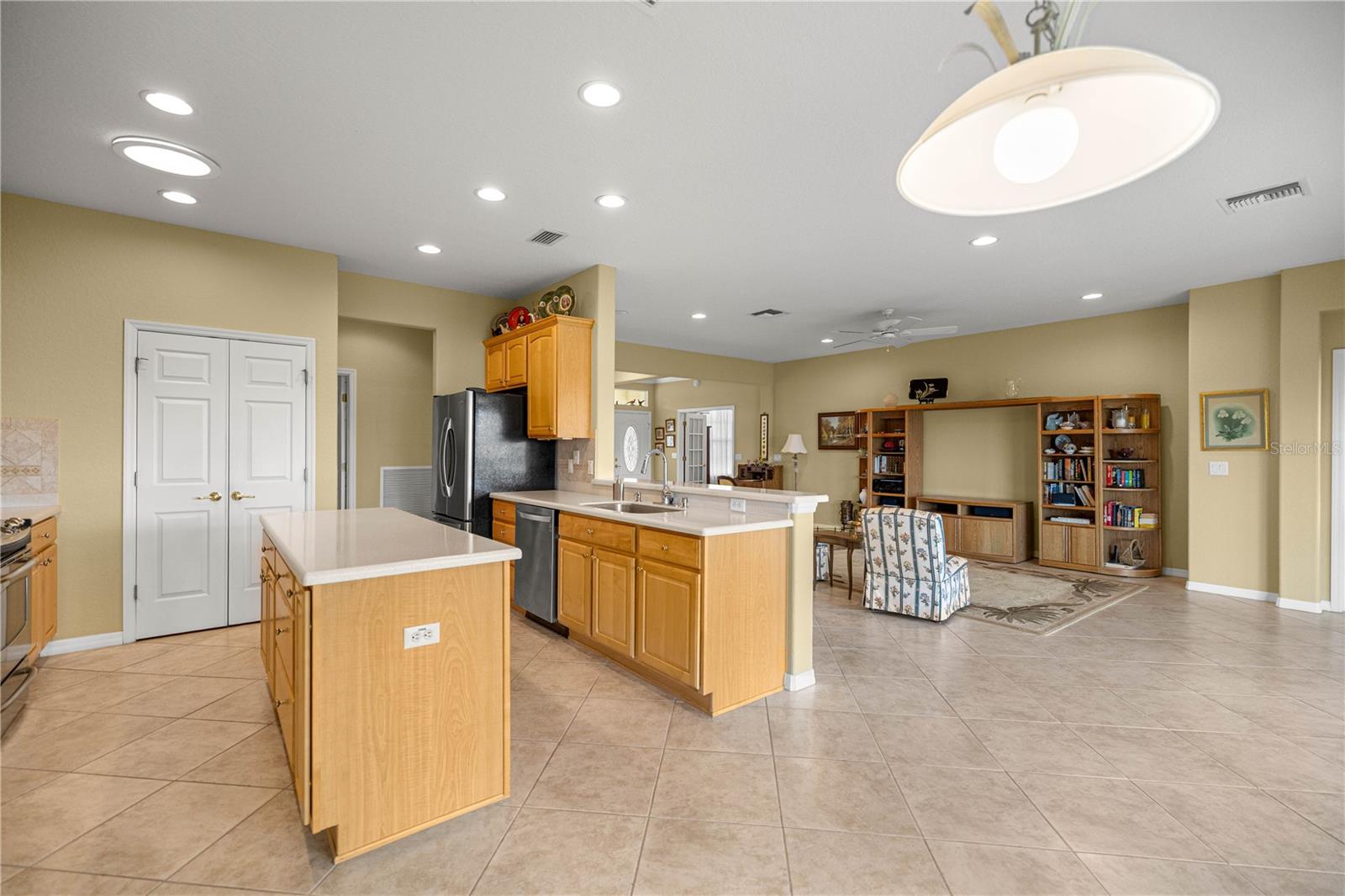 Image 13 of 43 For 8953 119th Street