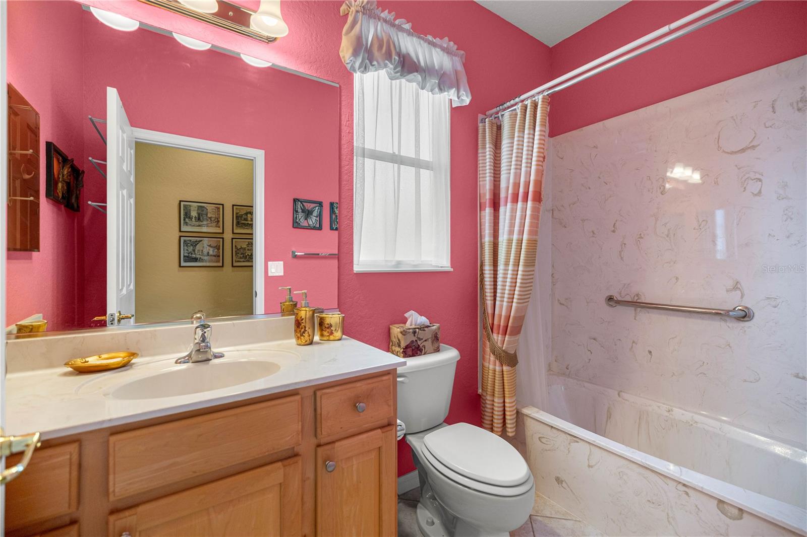 Image 18 of 43 For 8953 119th Street