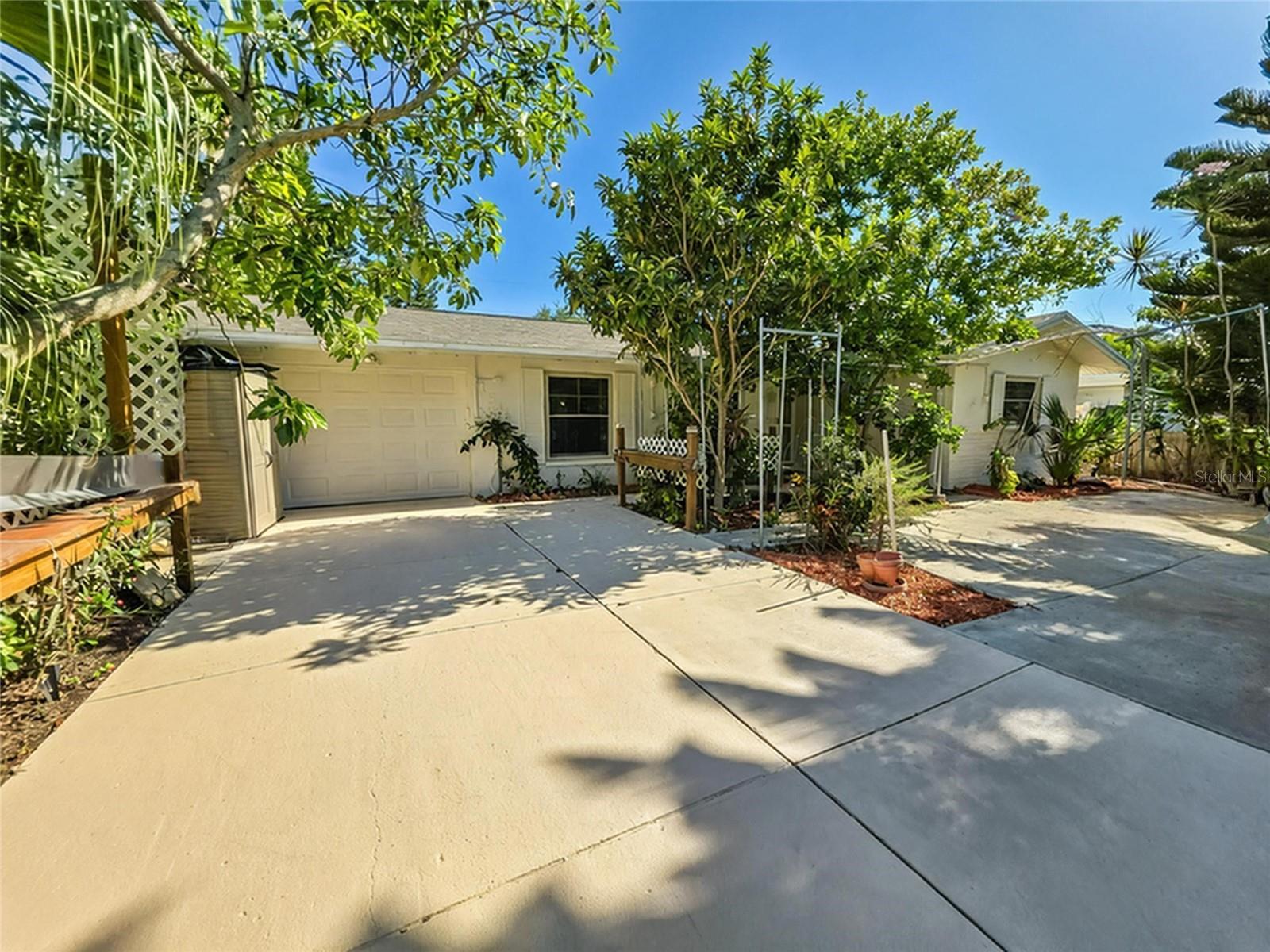 Details for 1543 Sandy Lane, CLEARWATER, FL 33755