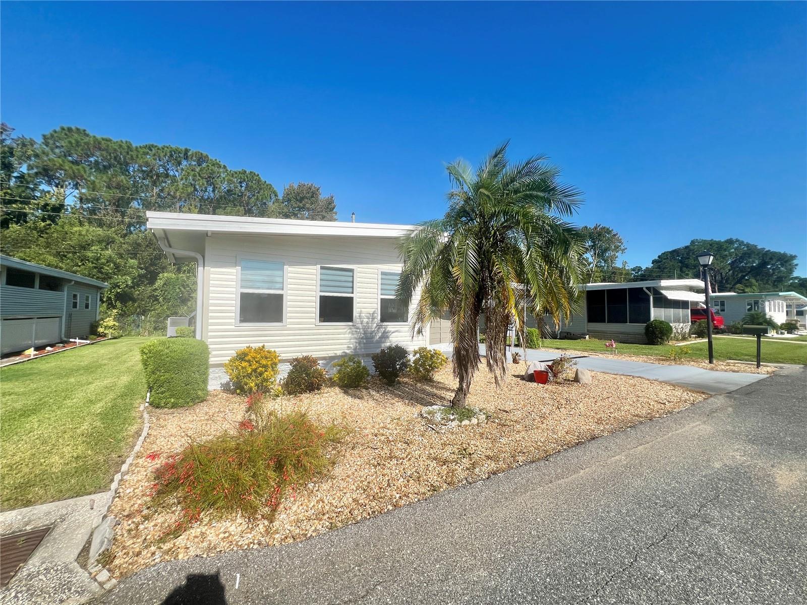 Image 8 of 58 For 141 Bougainvillea Drive