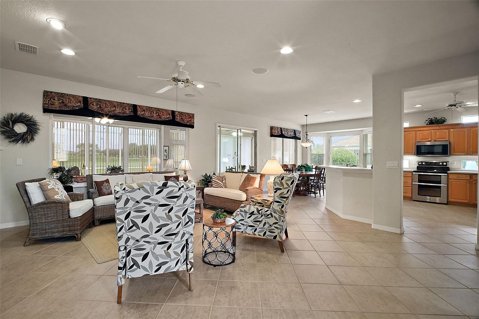 Image 11 of 55 For 13860 97th Avenue