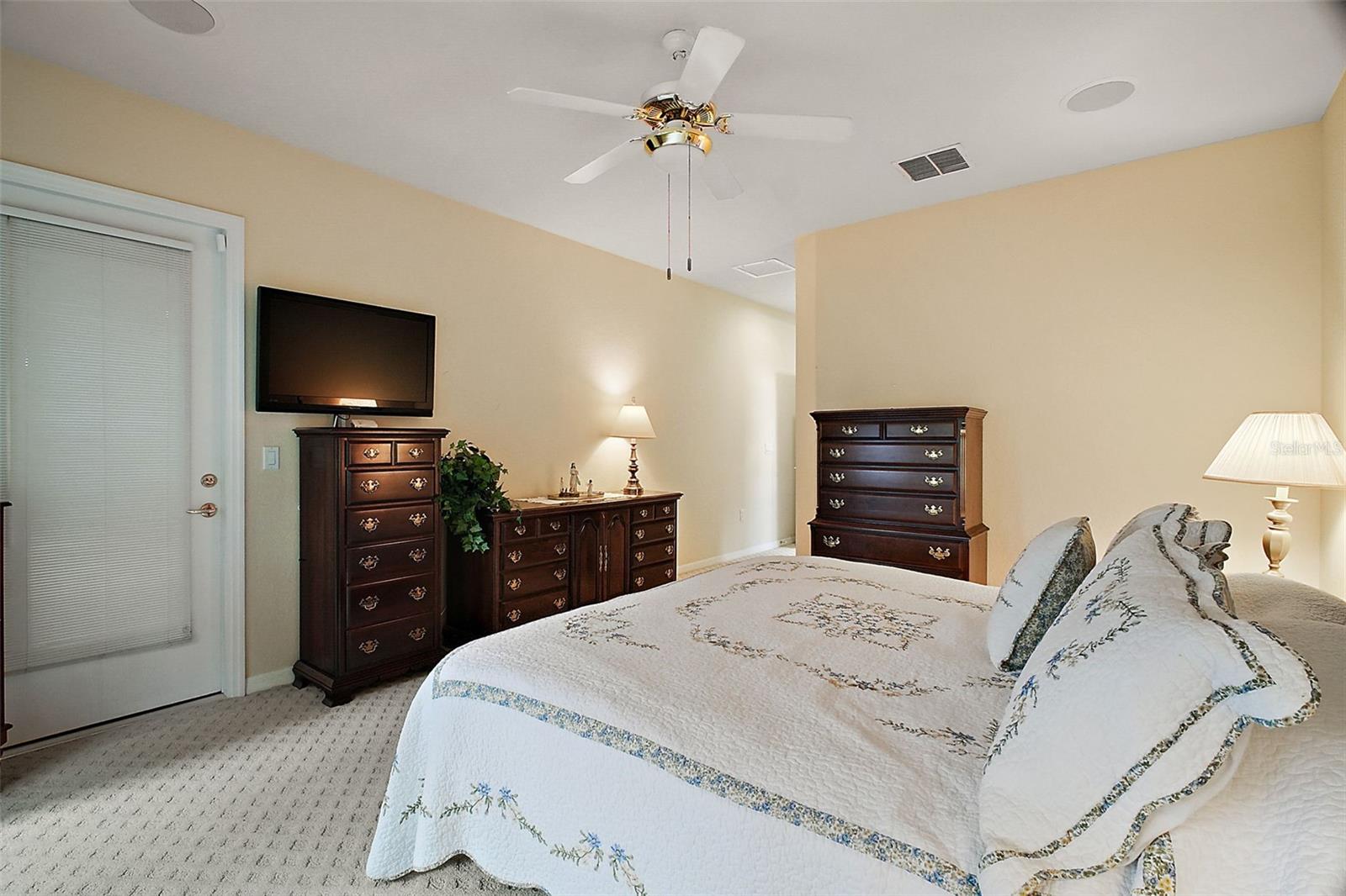 Image 16 of 55 For 13860 97th Avenue
