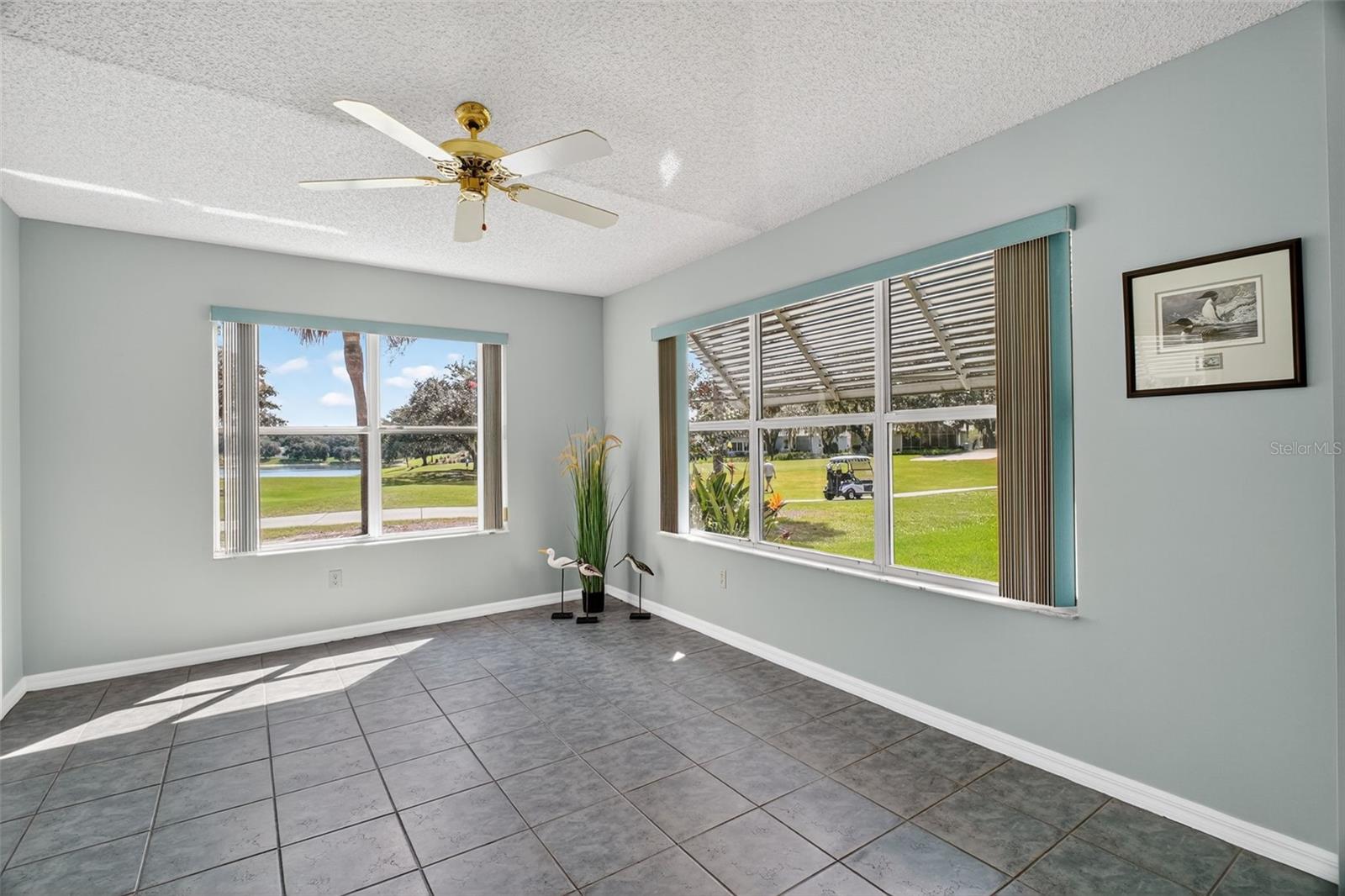 Image 10 of 42 For 525 Chula Vista Avenue