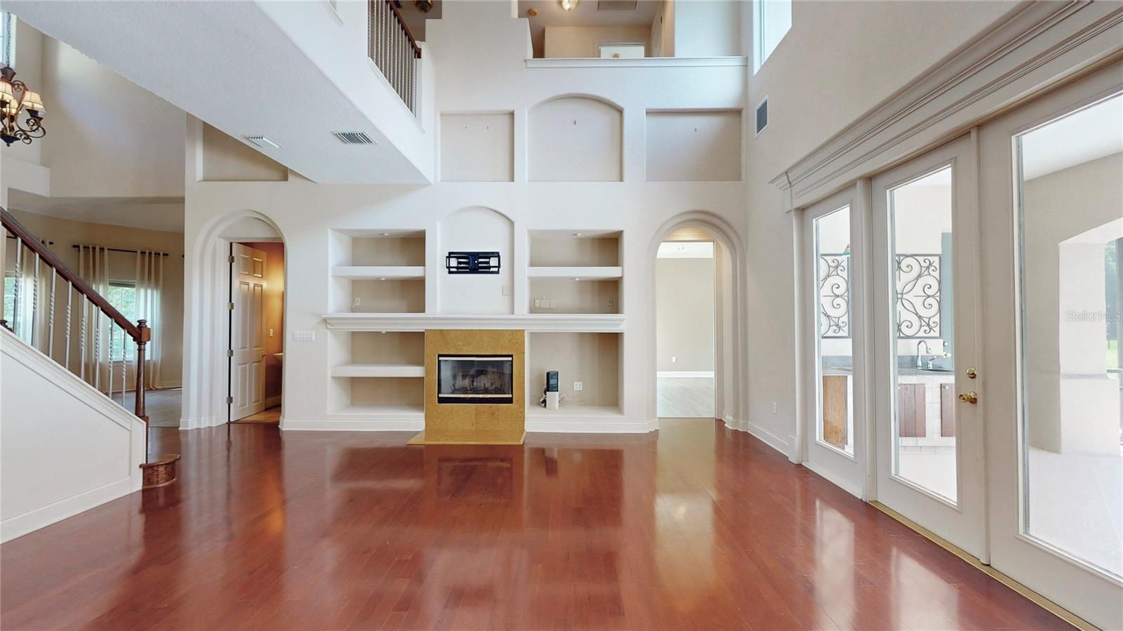 Image 12 of 80 For 10430 Birch Tree Lane
