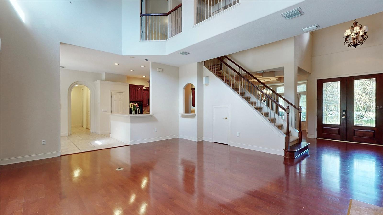 Image 15 of 80 For 10430 Birch Tree Lane
