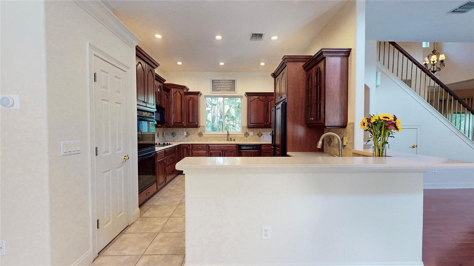 Image 21 of 80 For 10430 Birch Tree Lane