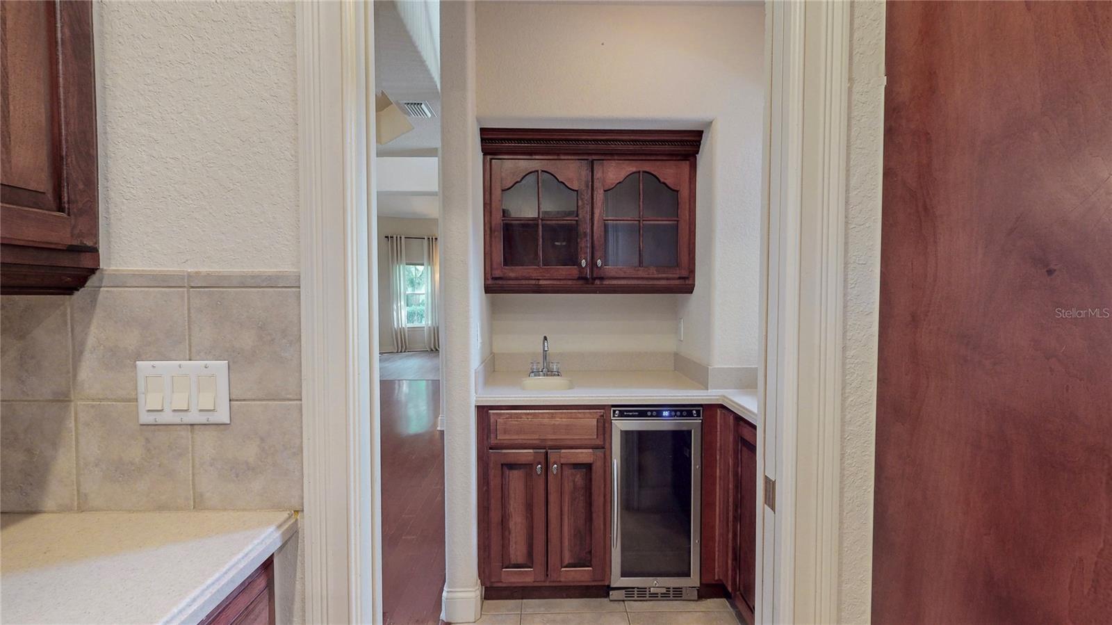 Image 22 of 80 For 10430 Birch Tree Lane