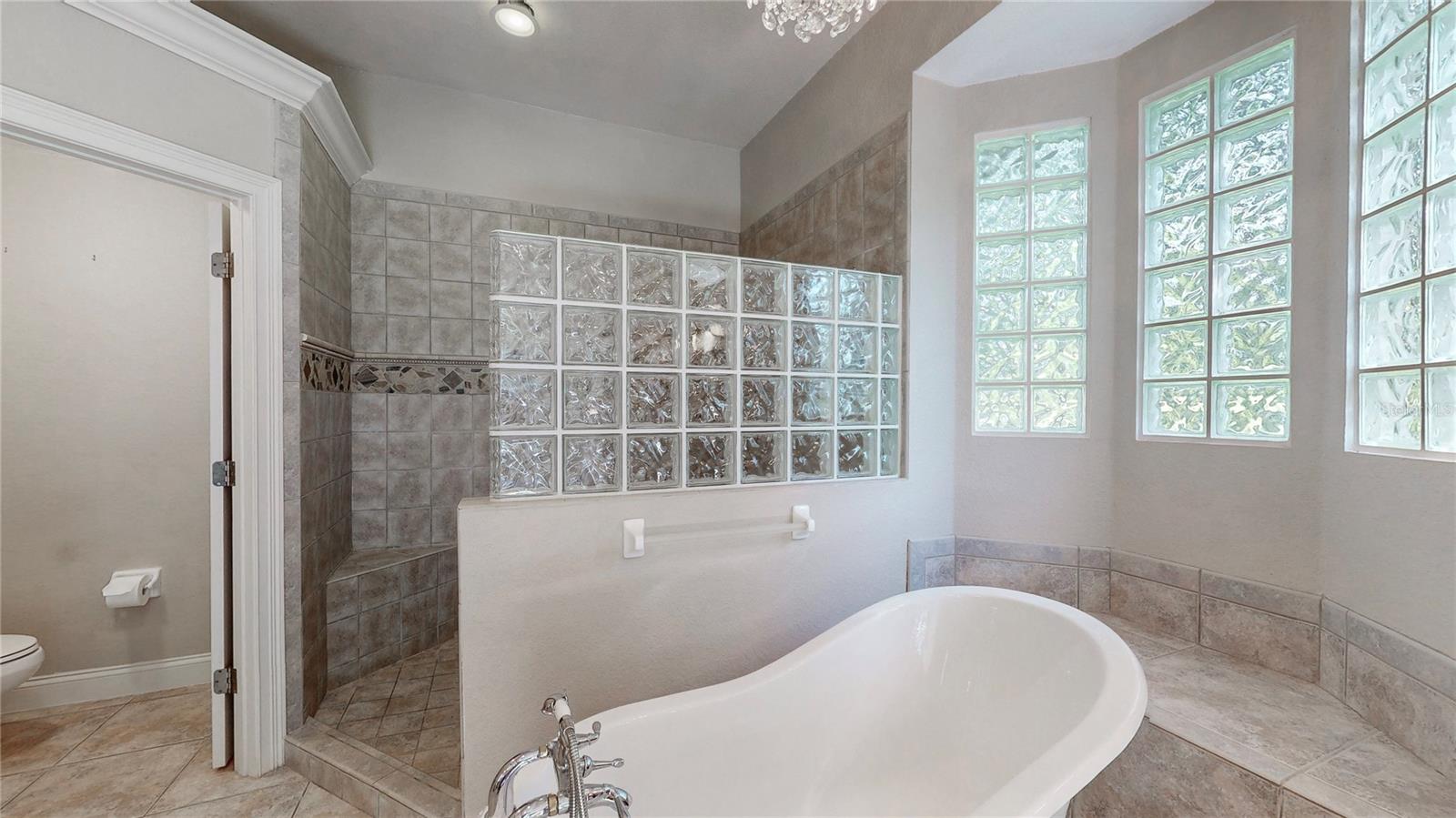 Image 31 of 80 For 10430 Birch Tree Lane