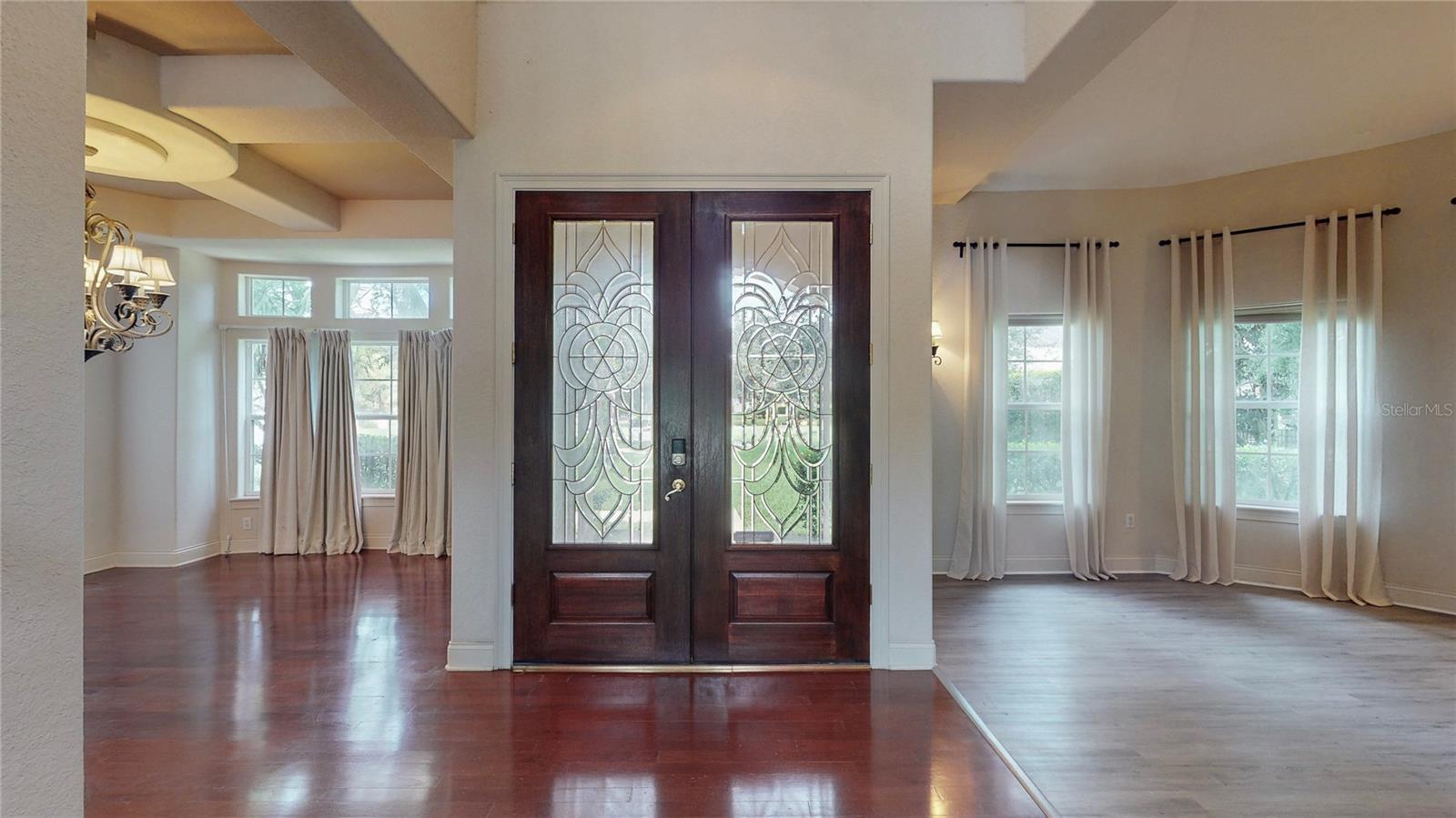 Image 4 of 80 For 10430 Birch Tree Lane