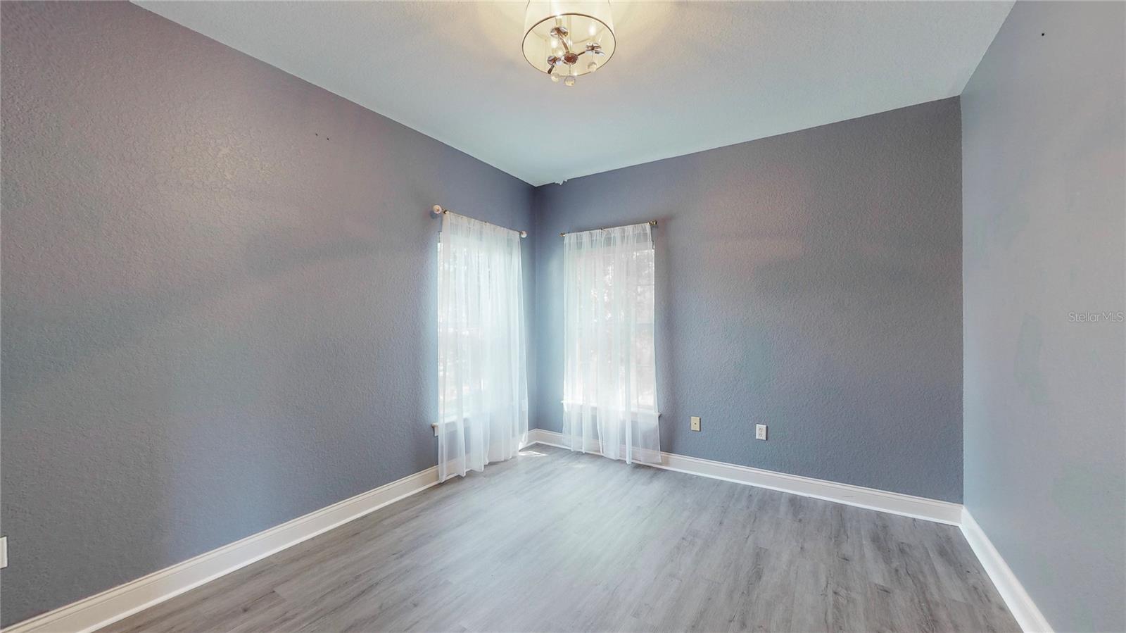 Image 42 of 80 For 10430 Birch Tree Lane