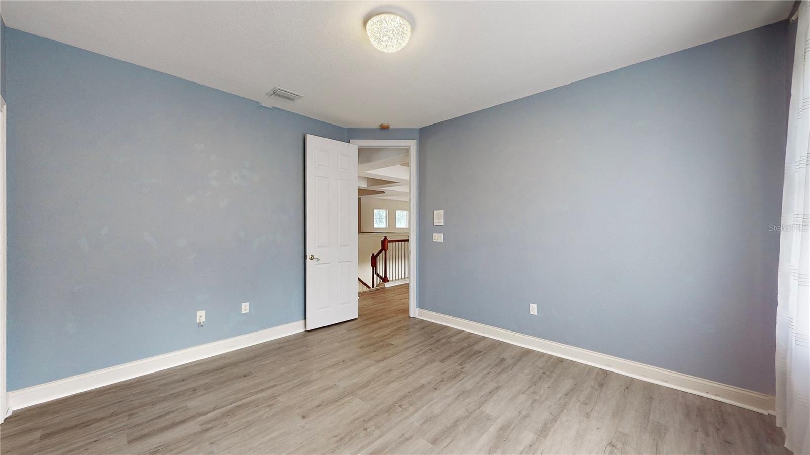 Image 43 of 80 For 10430 Birch Tree Lane