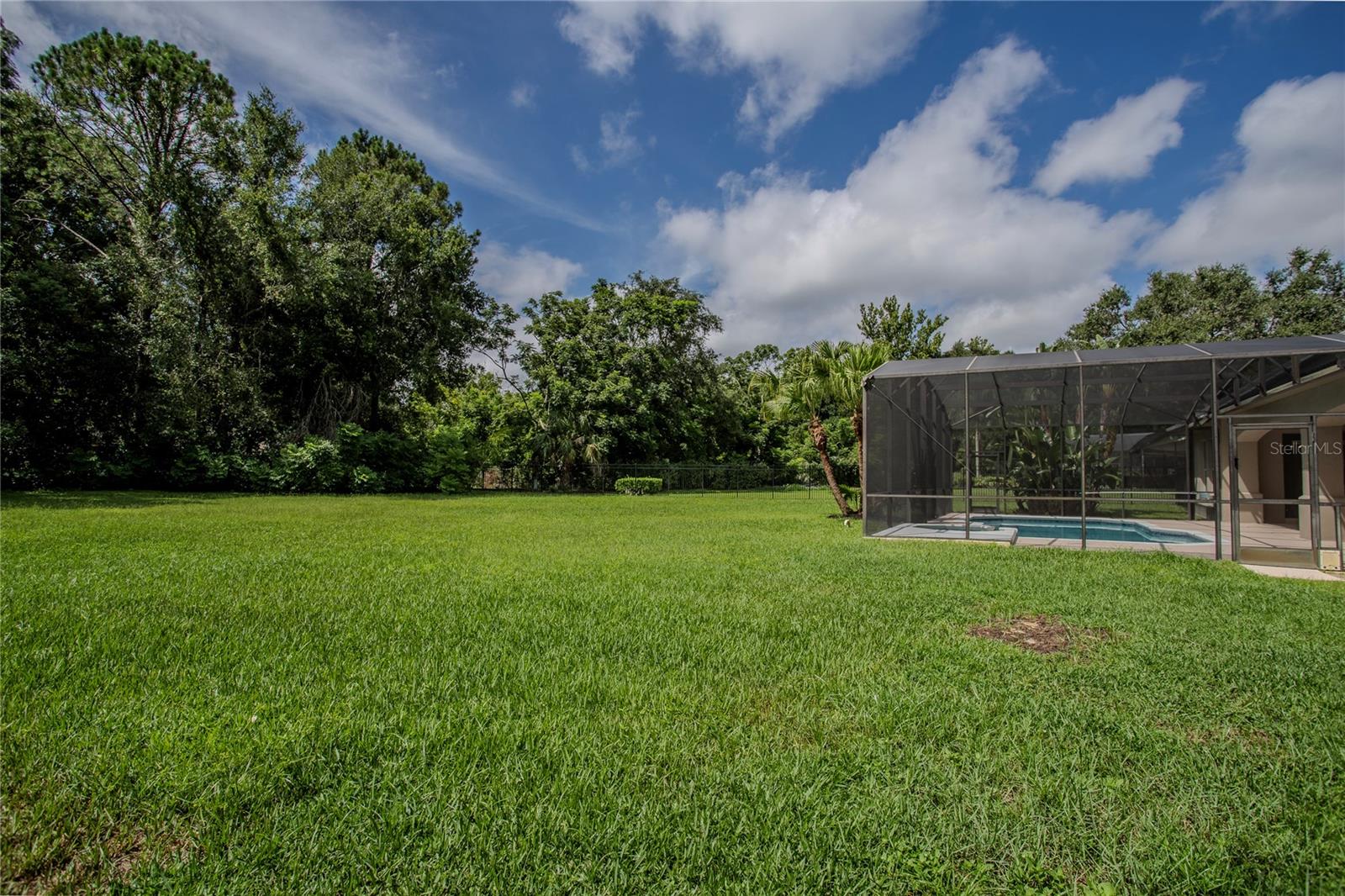 Image 69 of 80 For 10430 Birch Tree Lane