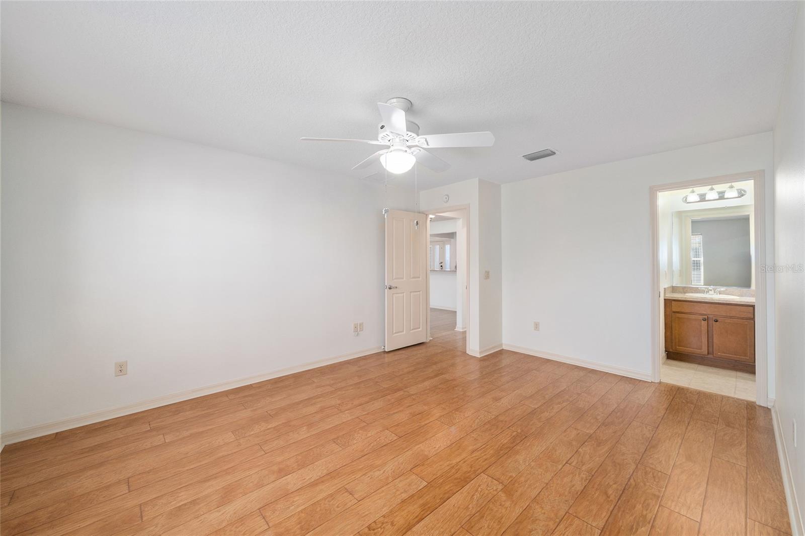 Image 10 of 19 For 2519 Hanlon Terrace