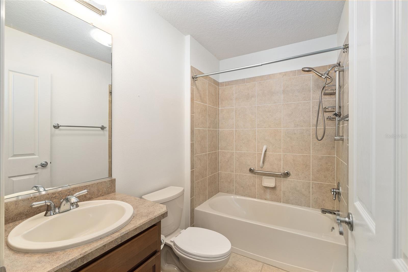 Image 15 of 19 For 2519 Hanlon Terrace