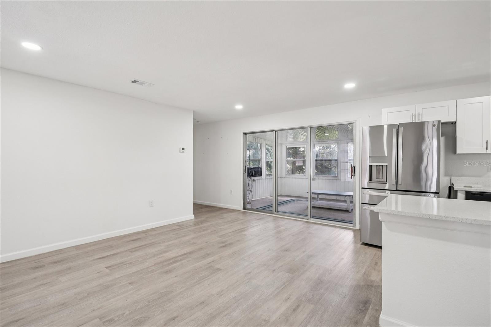 Image 11 of 62 For 5989 159th Court