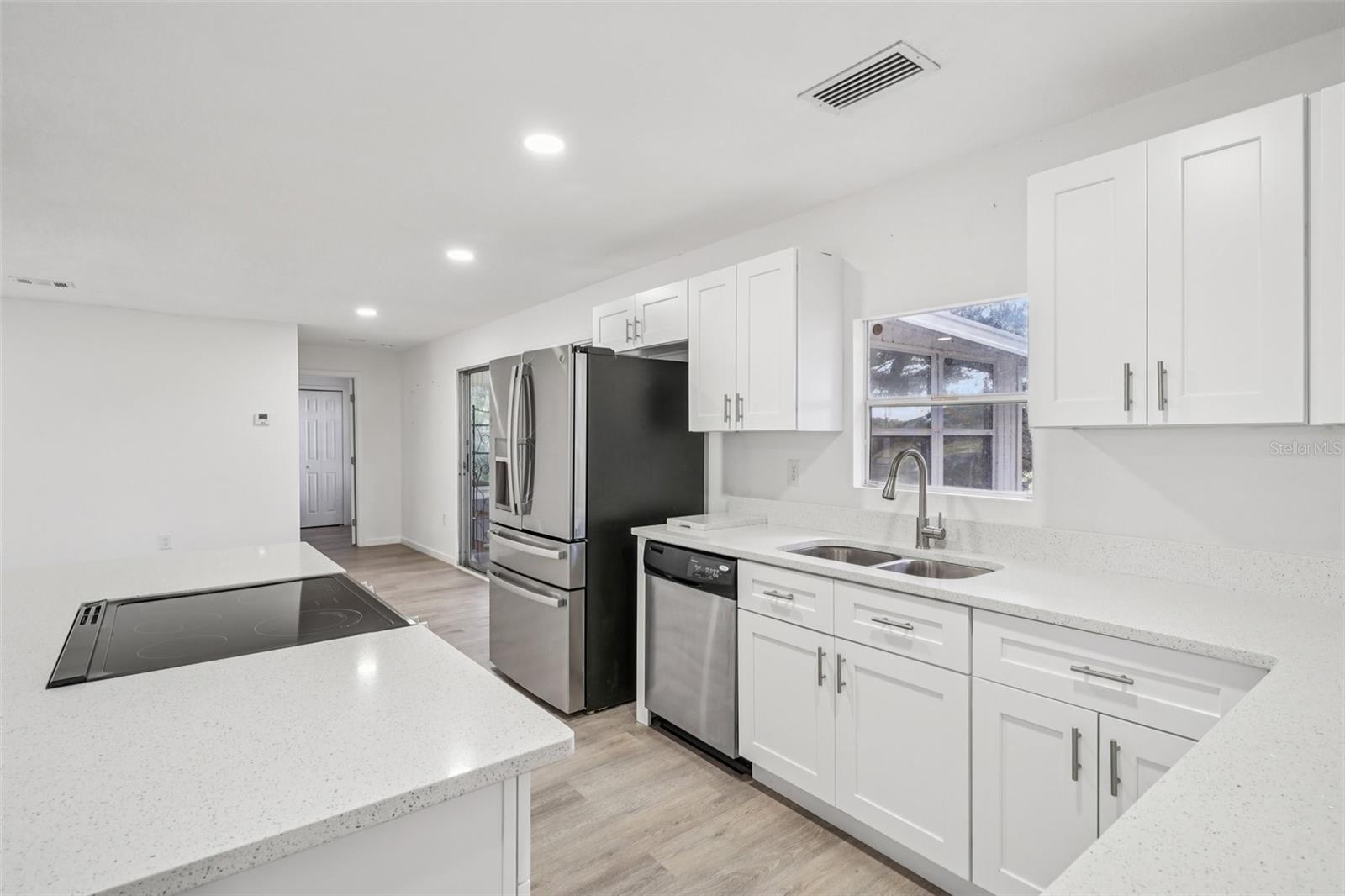 Image 14 of 62 For 5989 159th Court