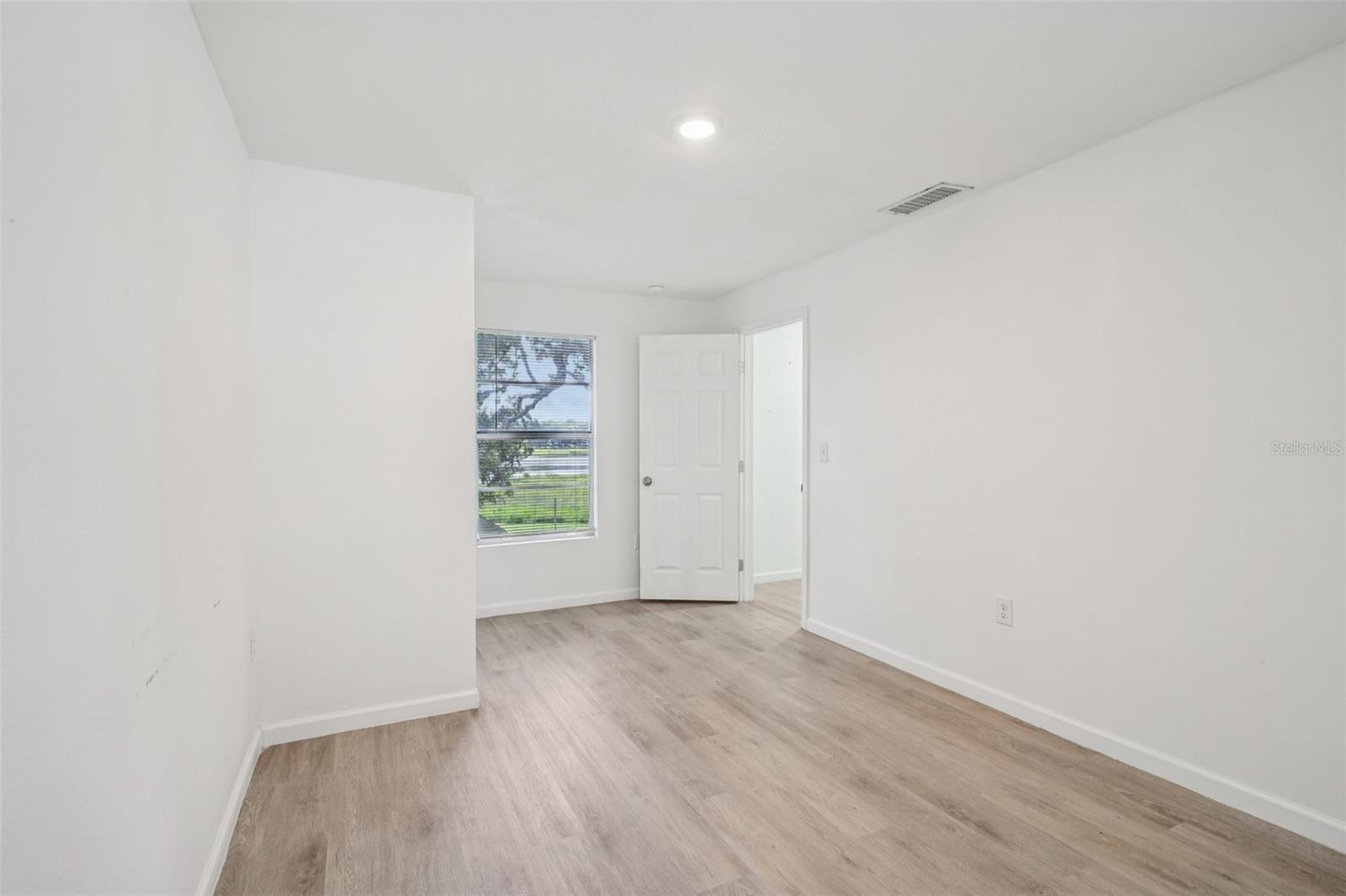 Image 17 of 62 For 5989 159th Court