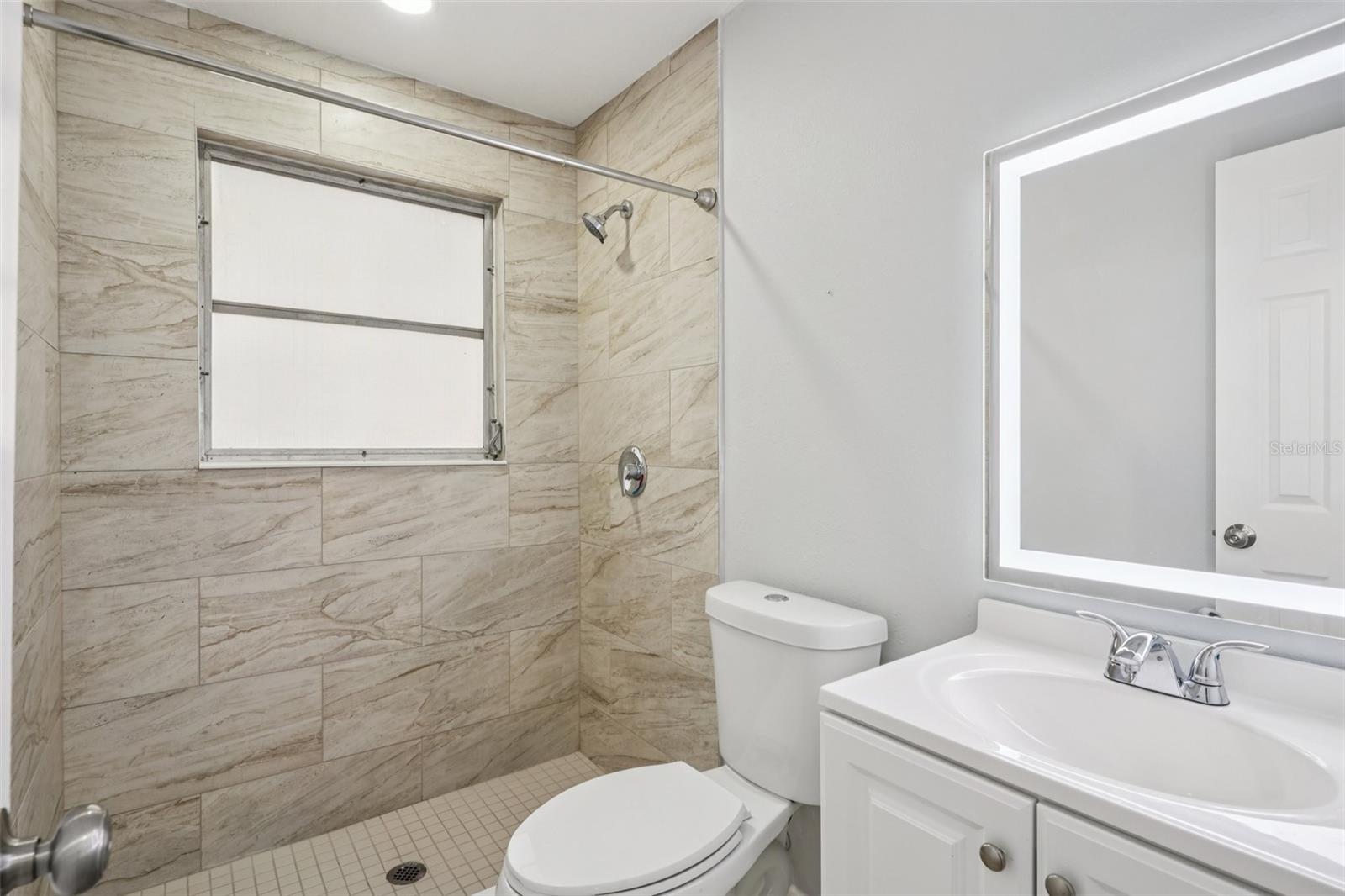 Image 22 of 62 For 5989 159th Court