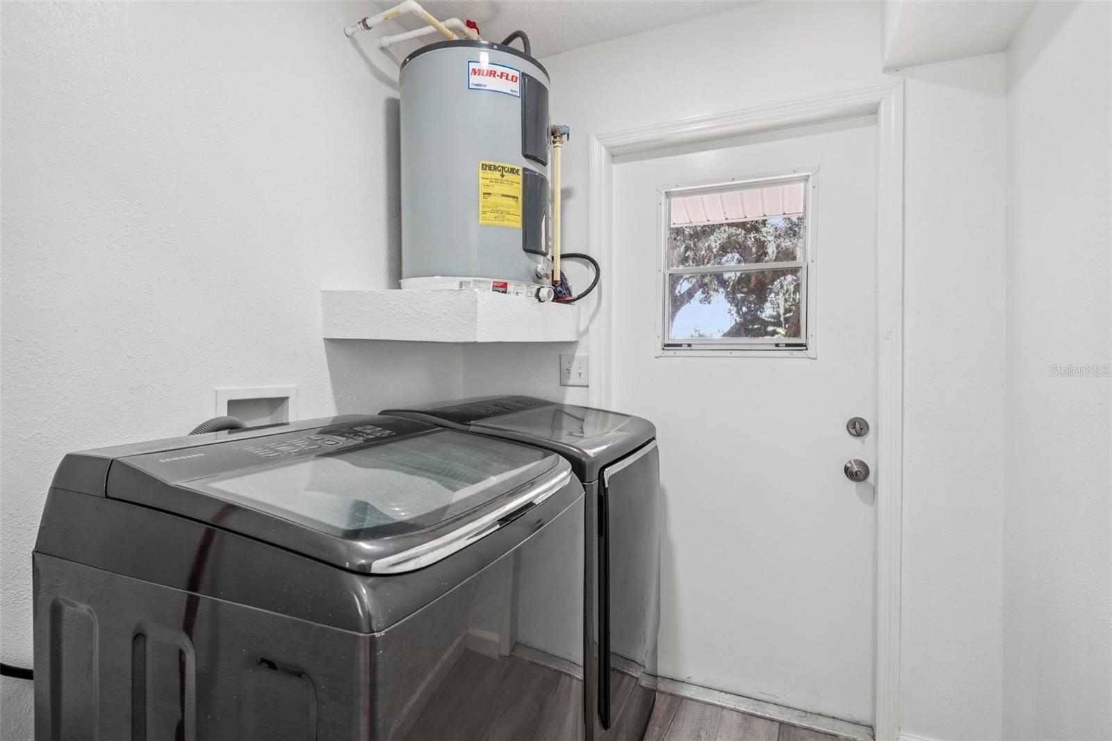 Image 24 of 62 For 5989 159th Court