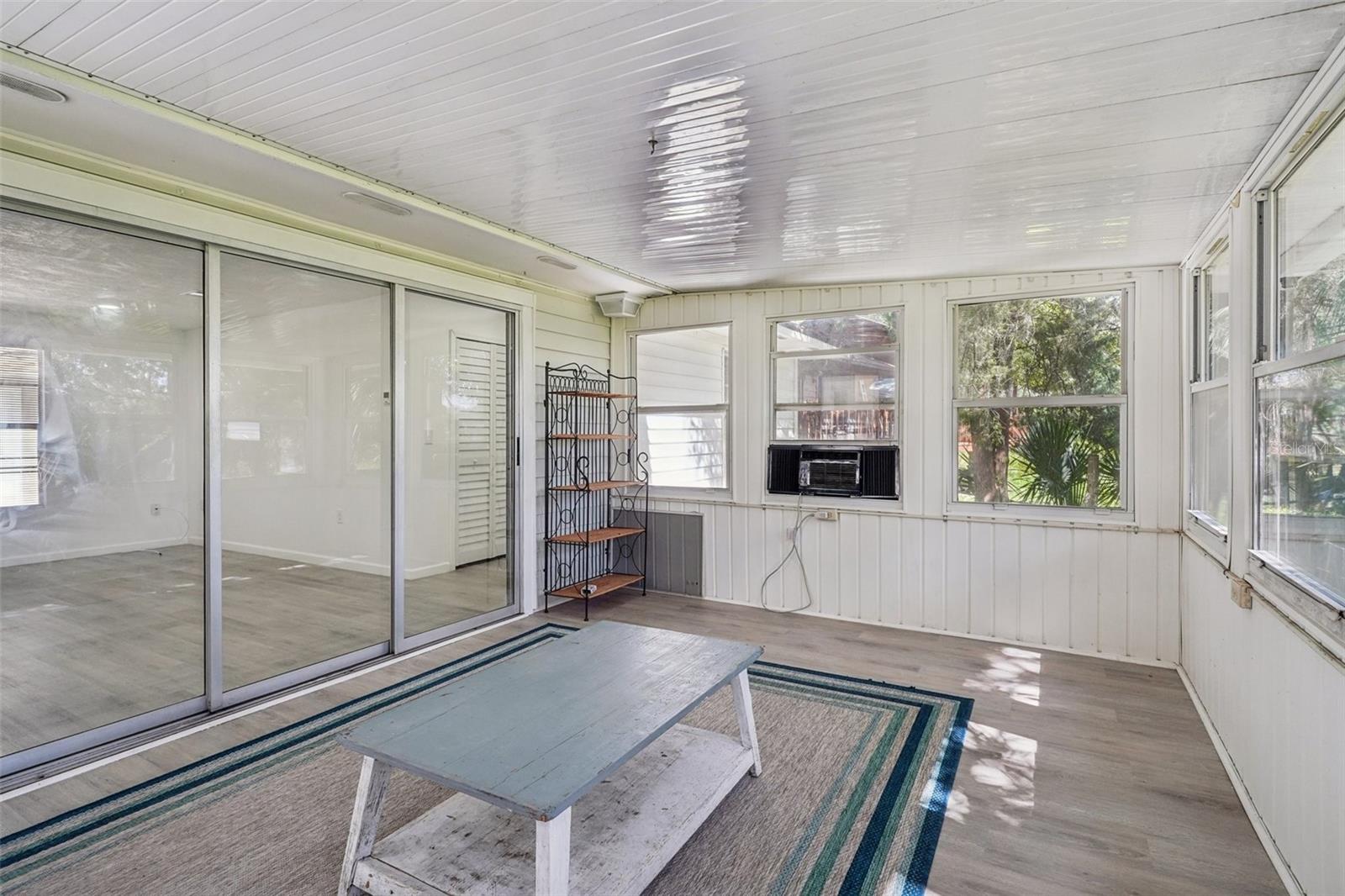 Image 26 of 62 For 5989 159th Court