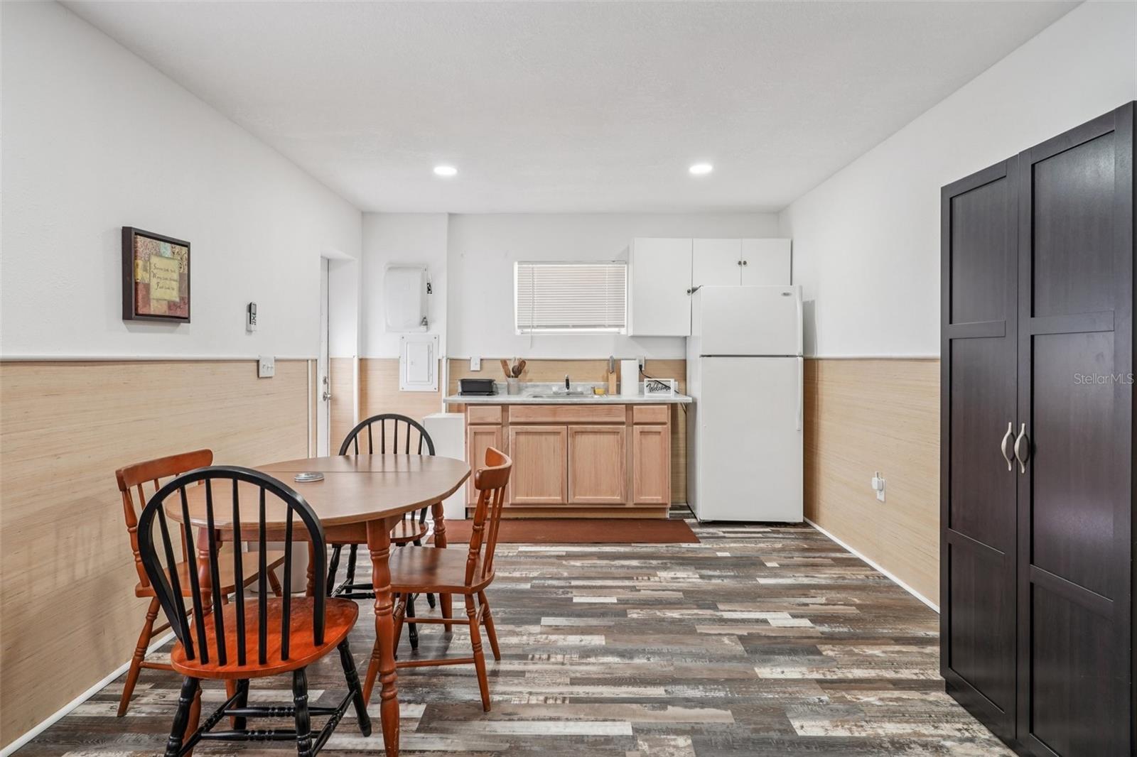 Image 28 of 62 For 5989 159th Court