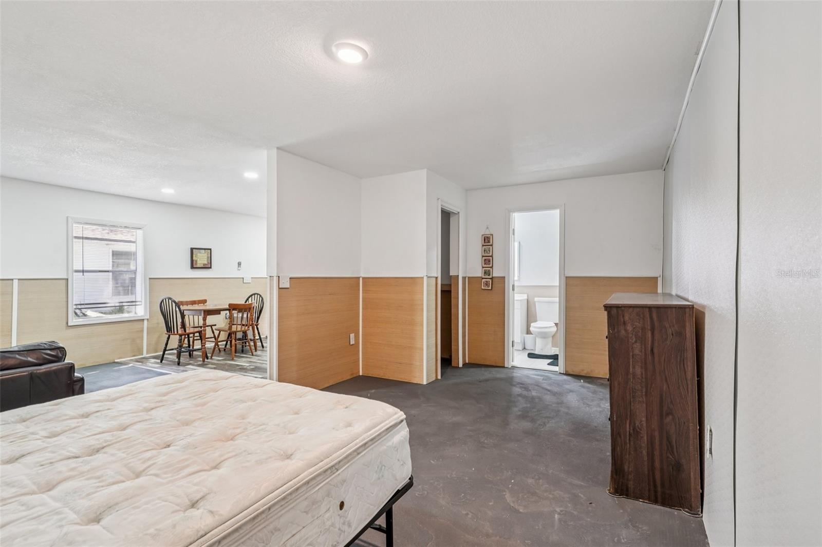 Image 32 of 62 For 5989 159th Court