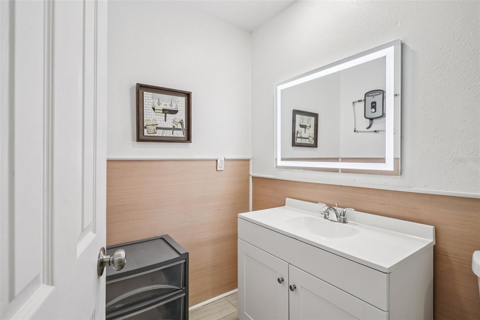 Image 34 of 62 For 5989 159th Court