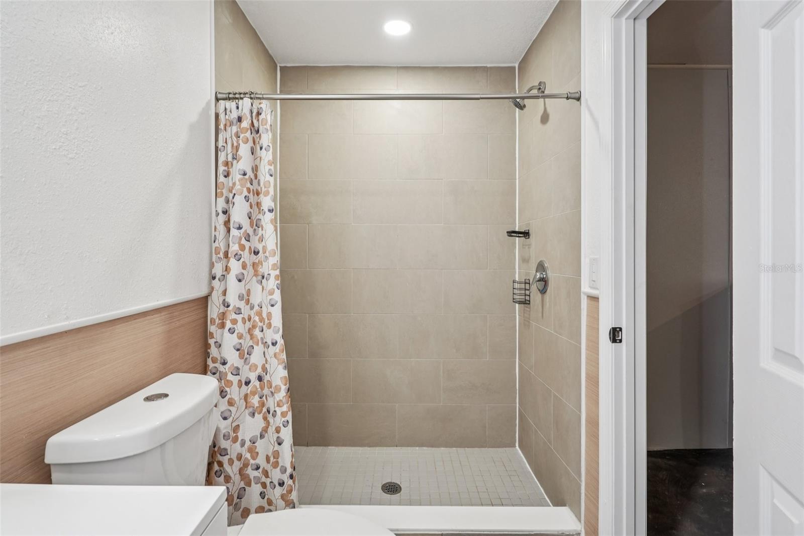 Image 35 of 62 For 5989 159th Court