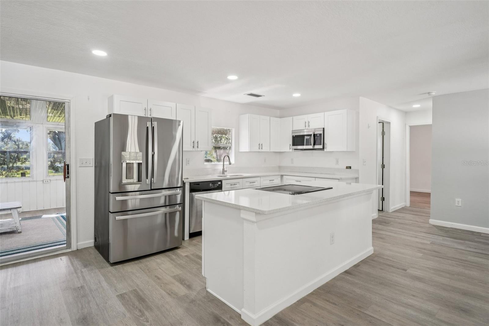 Image 5 of 62 For 5989 159th Court