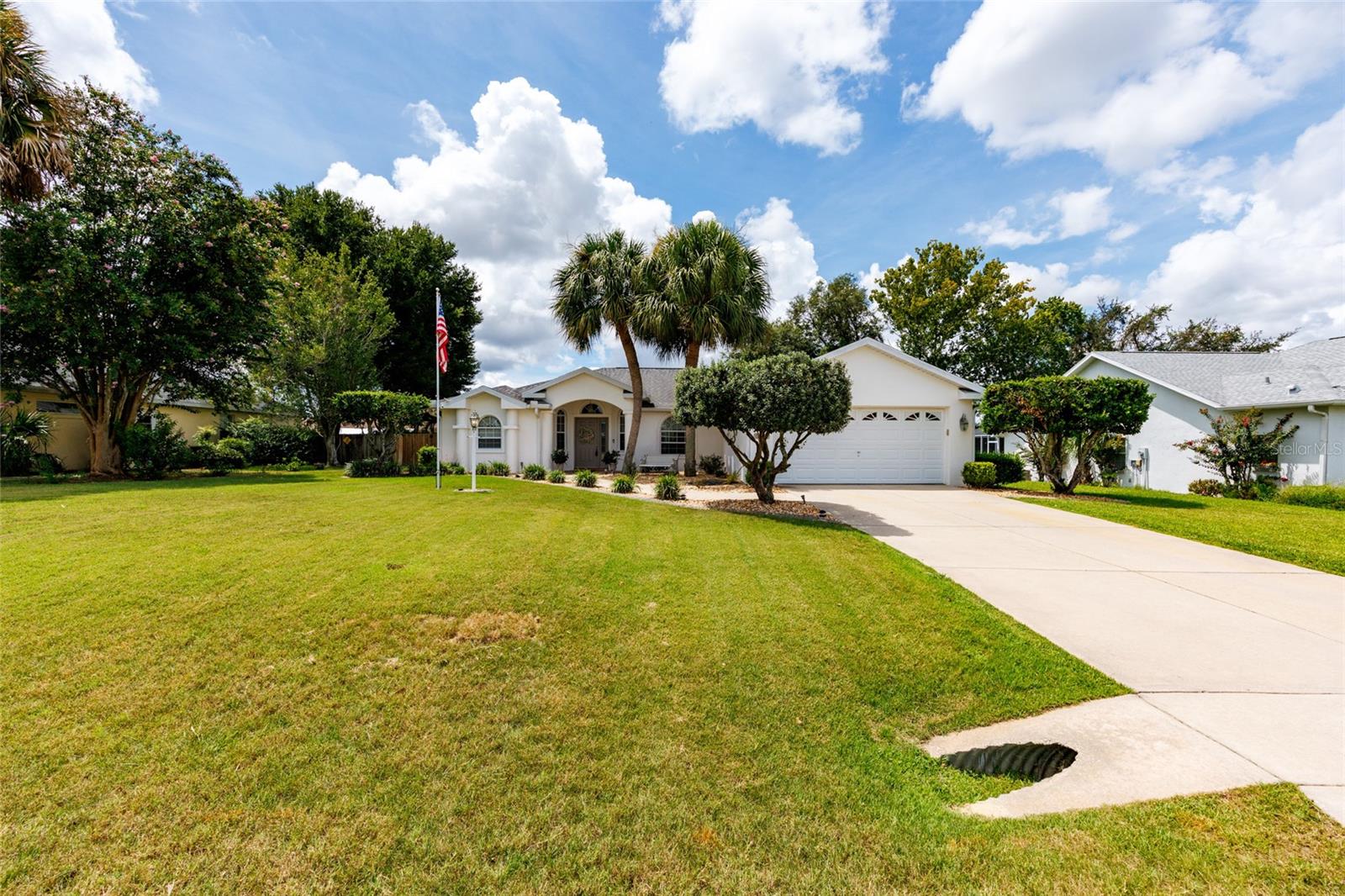 Listing photo id 1 for 5660 85th Place