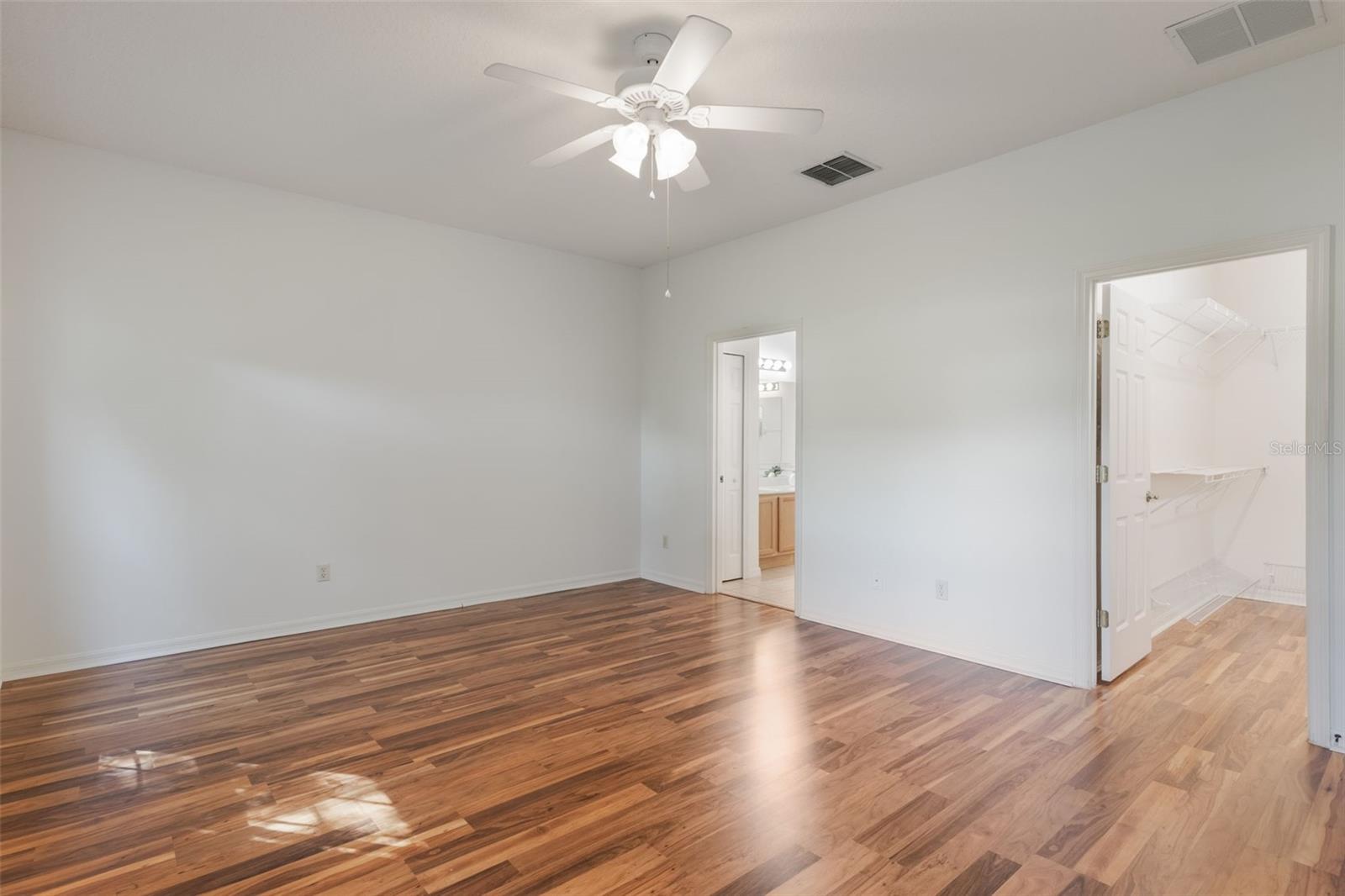 Image 15 of 61 For 24502 Parlange Court