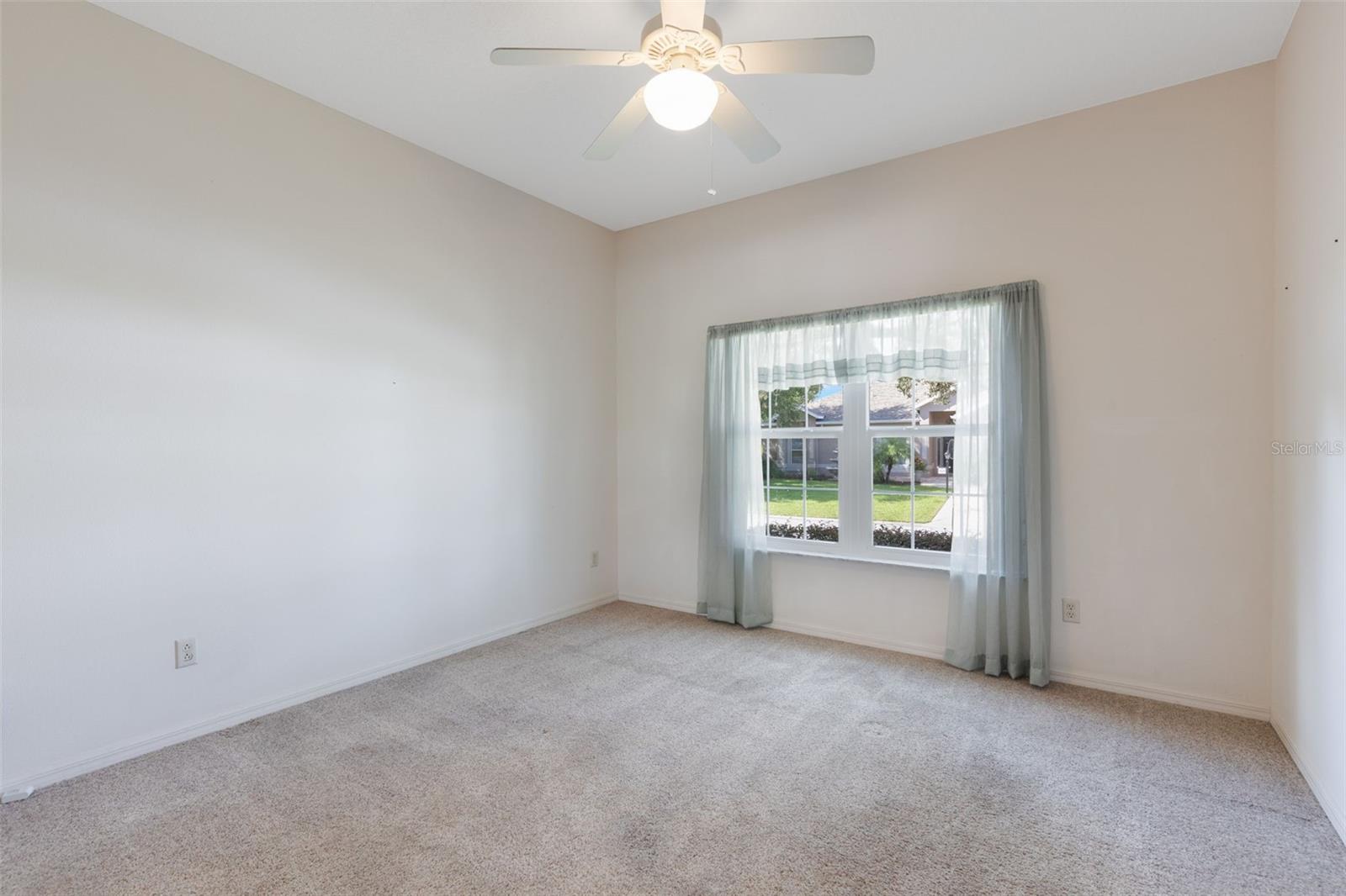 Image 21 of 61 For 24502 Parlange Court