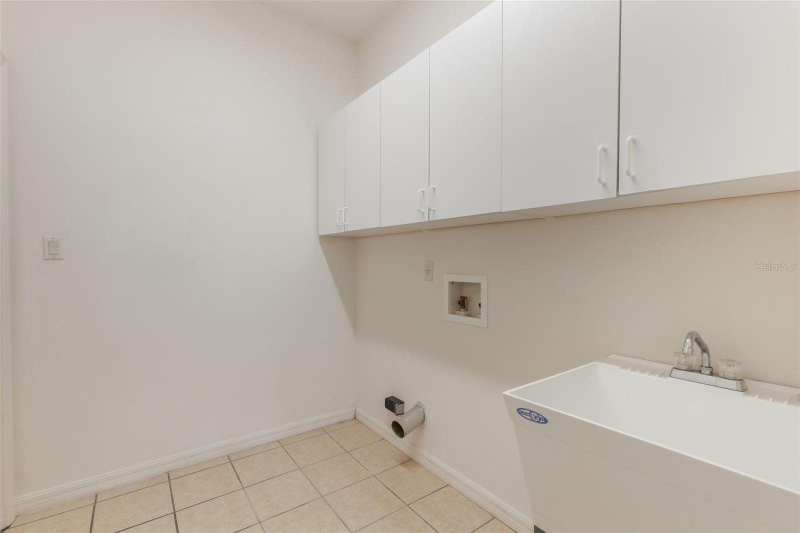 Image 23 of 61 For 24502 Parlange Court