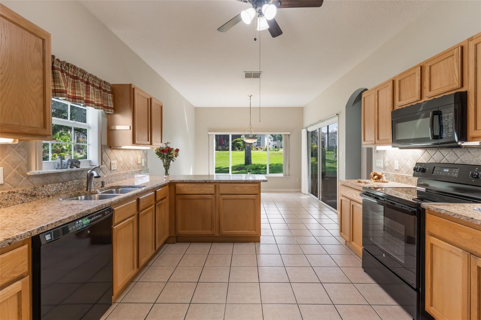 Image 4 of 61 For 24502 Parlange Court
