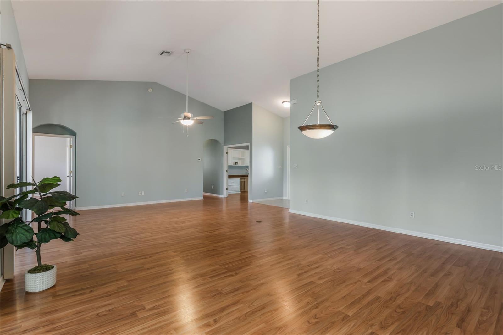 Image 9 of 61 For 24502 Parlange Court