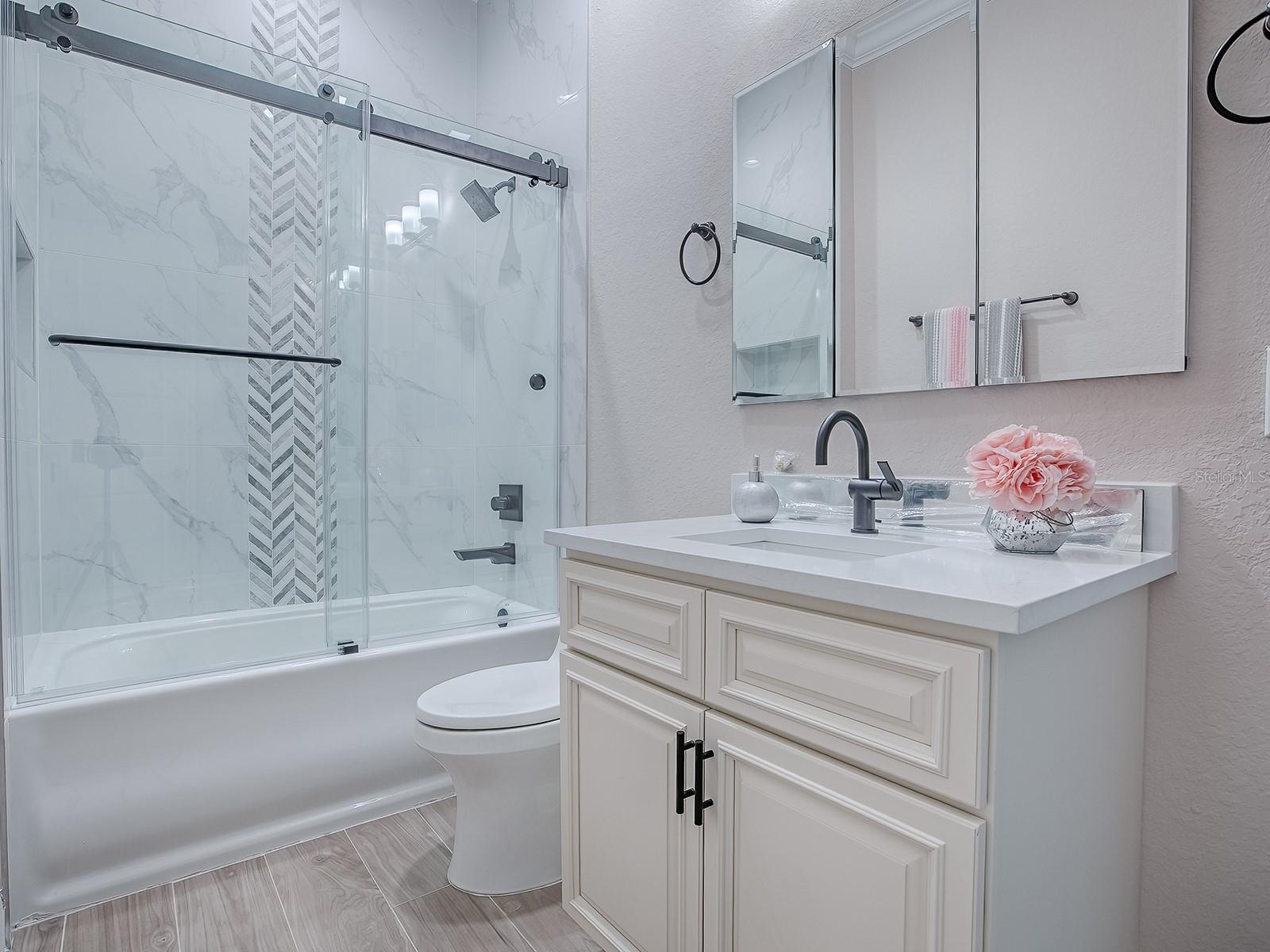 Listing photo id 26 for 12623 49th Drive