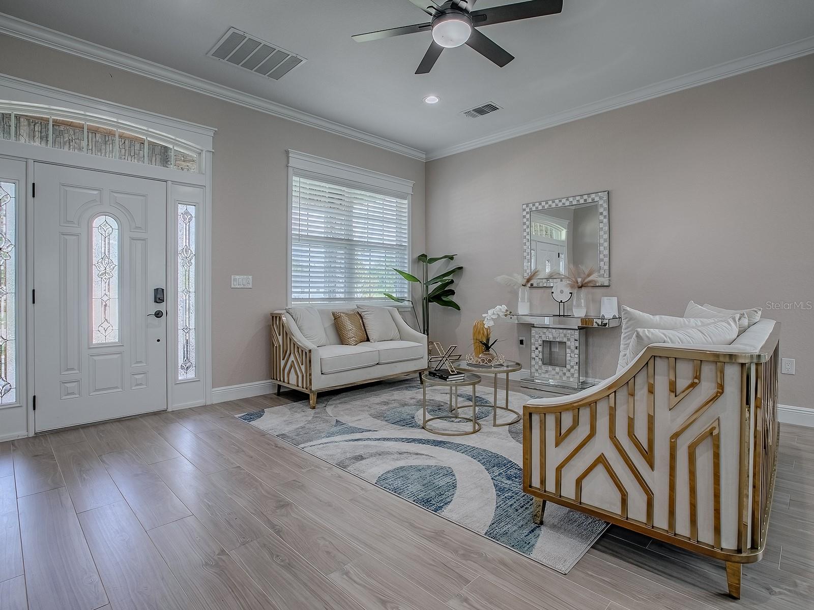 Listing photo id 1 for 12623 49th Drive