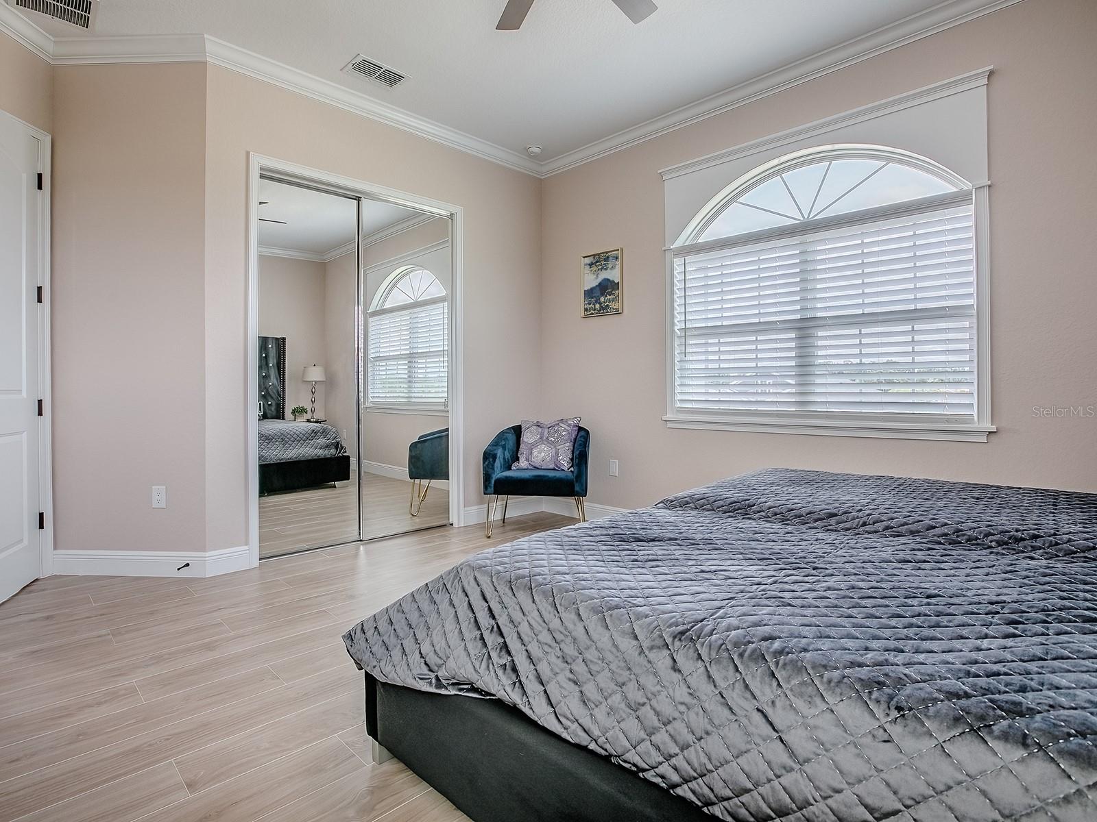 Listing photo id 30 for 12623 49th Drive