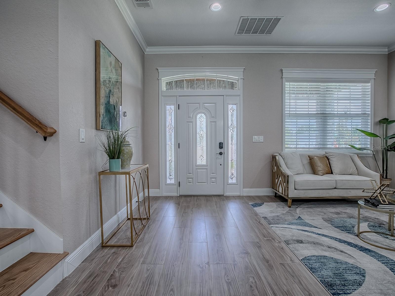 Listing photo id 2 for 12623 49th Drive
