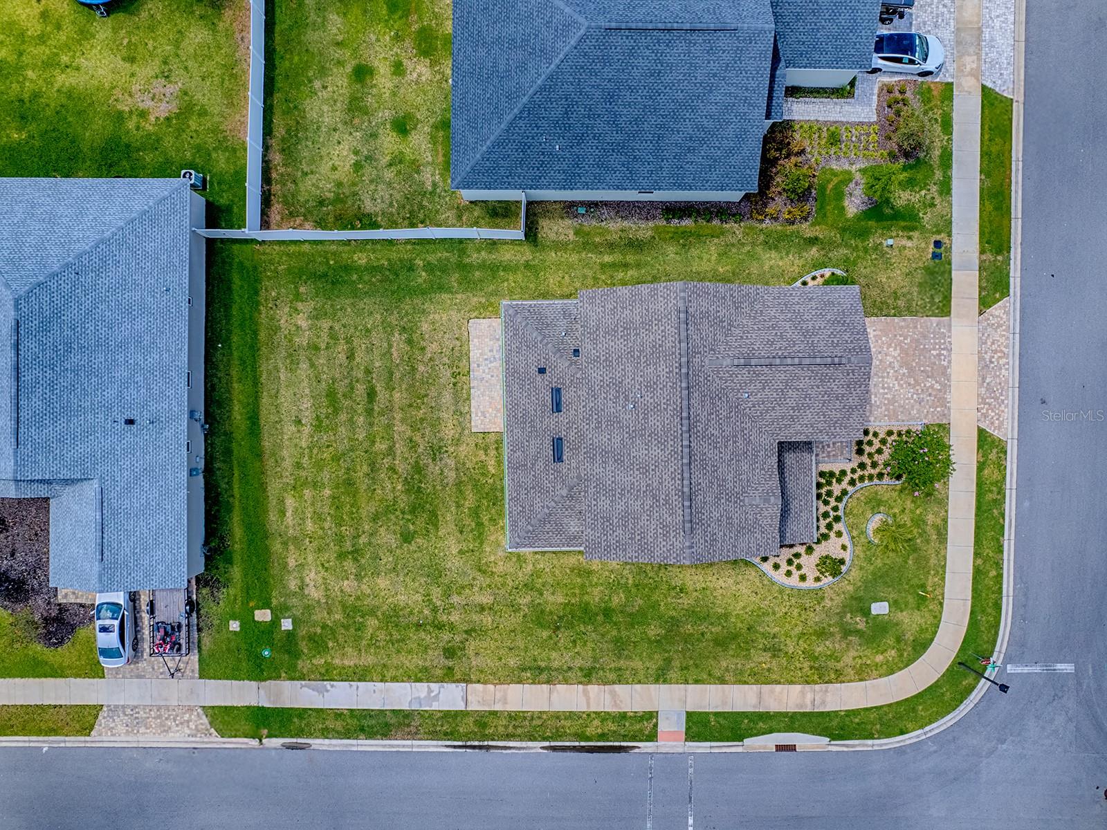 Listing photo id 38 for 12623 49th Drive