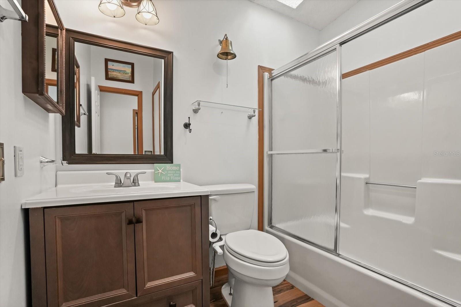 Image 18 of 41 For 1833 Schwartz Boulevard