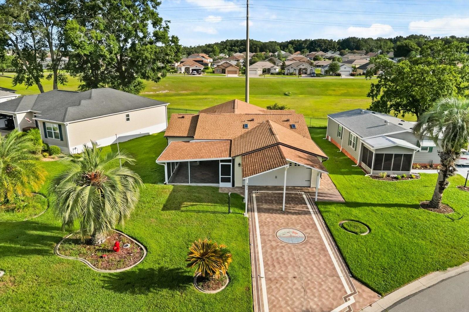 Image 34 of 41 For 1833 Schwartz Boulevard