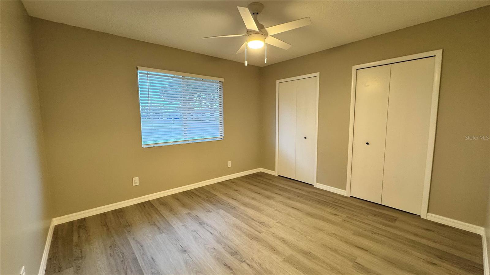 Image 21 of 35 For 12443 Tavares Ridge Circle 74
