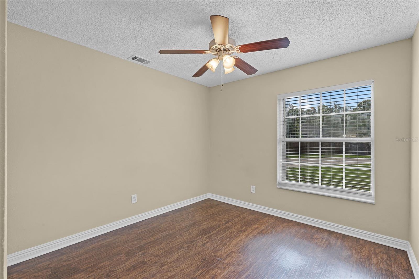 Image 21 of 43 For 9209 Murcott Court