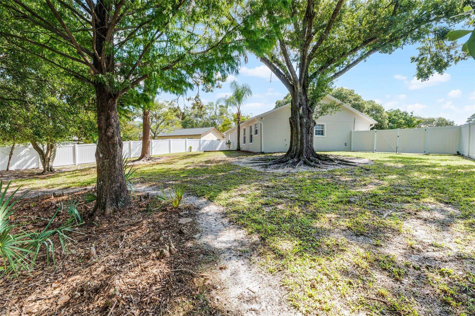 Image 25 of 43 For 9209 Murcott Court