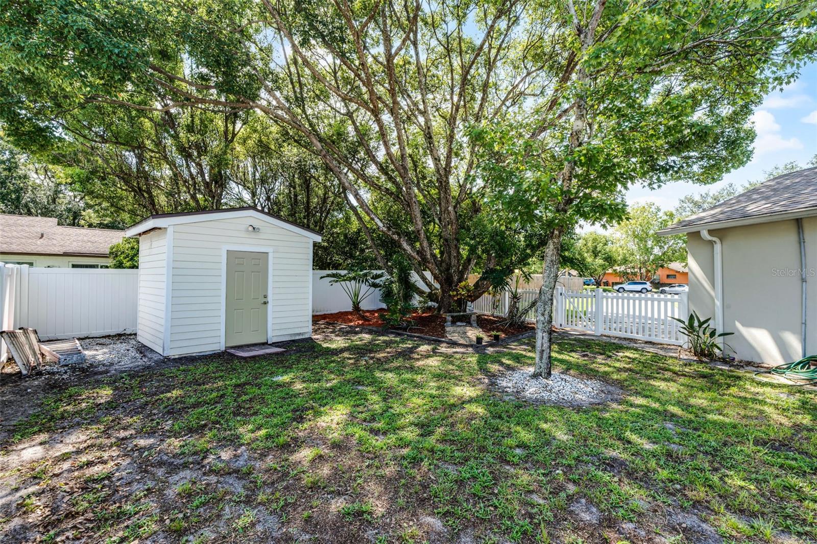 Image 27 of 43 For 9209 Murcott Court