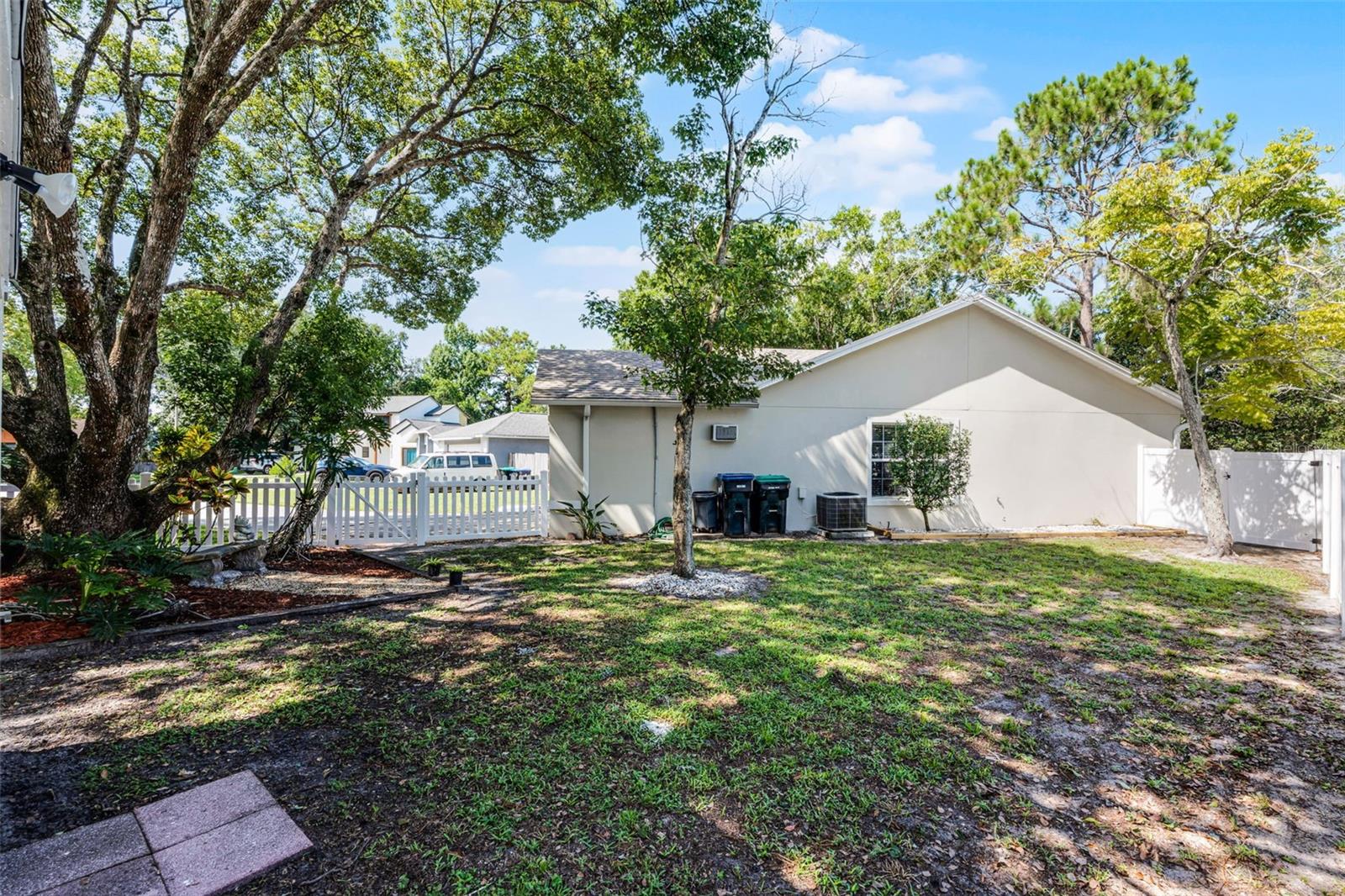 Image 29 of 43 For 9209 Murcott Court